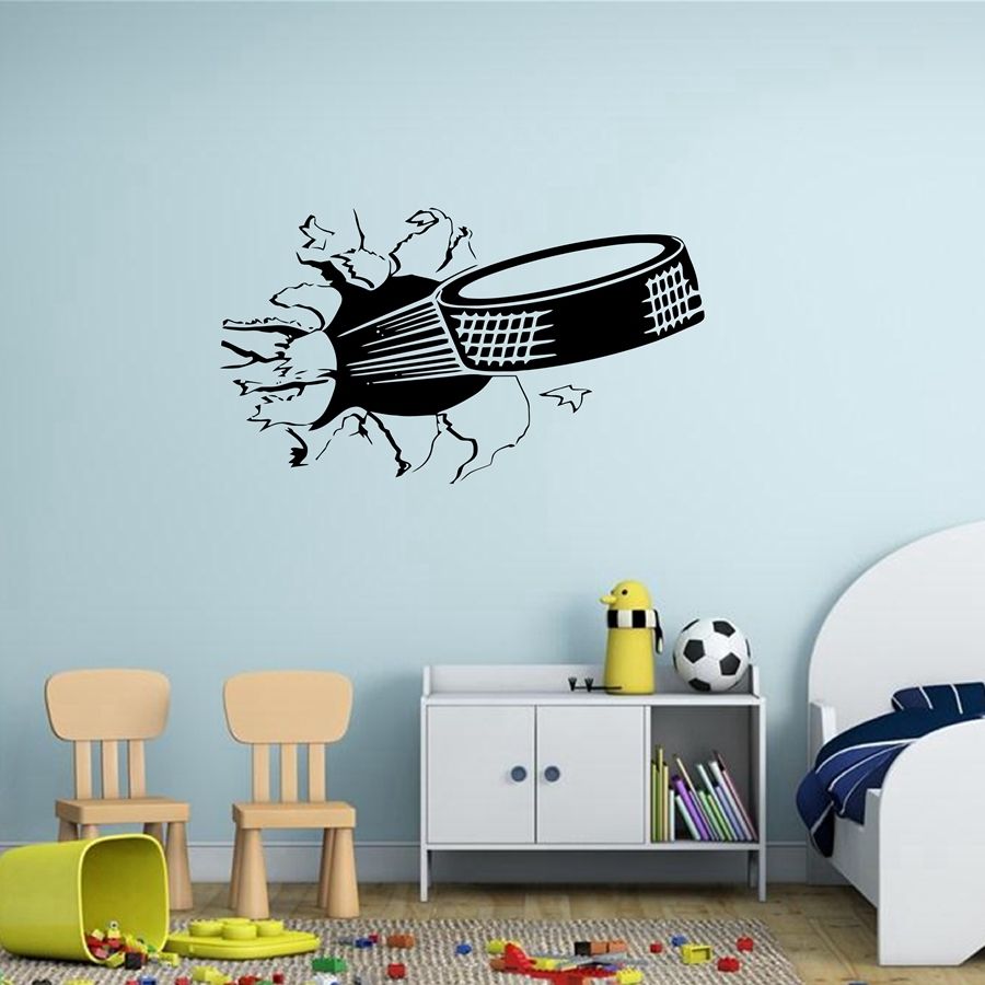 Hockey Puck 3D Broking wall
